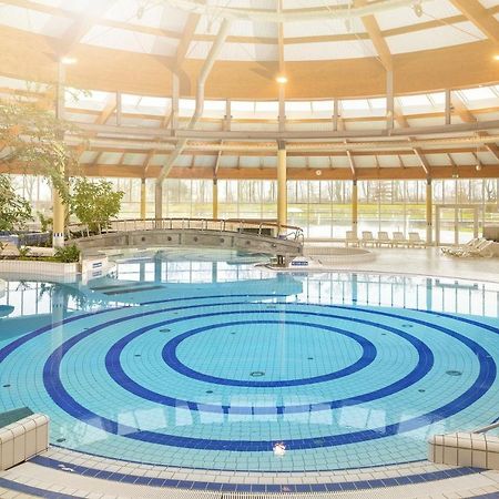 Balkon Mit Traumhaften Meerblick, Gratis Nutzung Vom Ahoi Erlebnisbad Und Sauna In Sellin Duenenhaus Fewo05 Гёрен Экстерьер фото