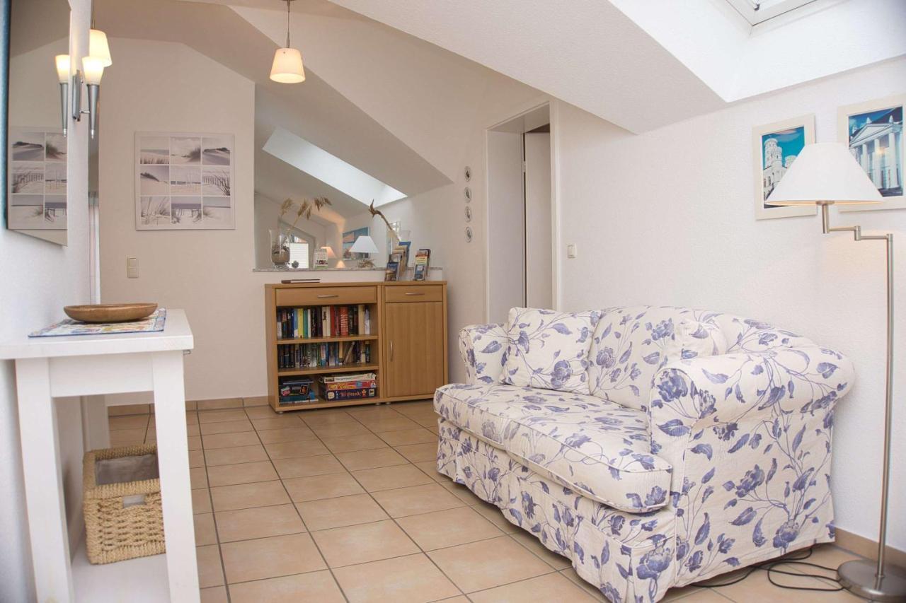 Balkon Mit Traumhaften Meerblick, Gratis Nutzung Vom Ahoi Erlebnisbad Und Sauna In Sellin Duenenhaus Fewo05 Гёрен Экстерьер фото