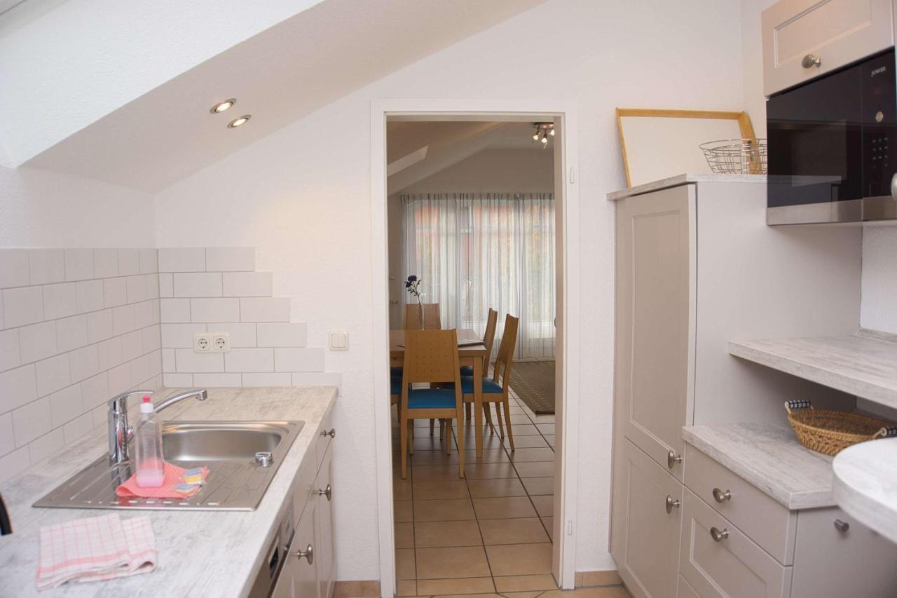 Balkon Mit Traumhaften Meerblick, Gratis Nutzung Vom Ahoi Erlebnisbad Und Sauna In Sellin Duenenhaus Fewo05 Гёрен Экстерьер фото